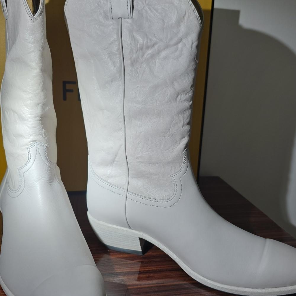 Fendi White Leather Cowboy Boots - Picture 14 of 16